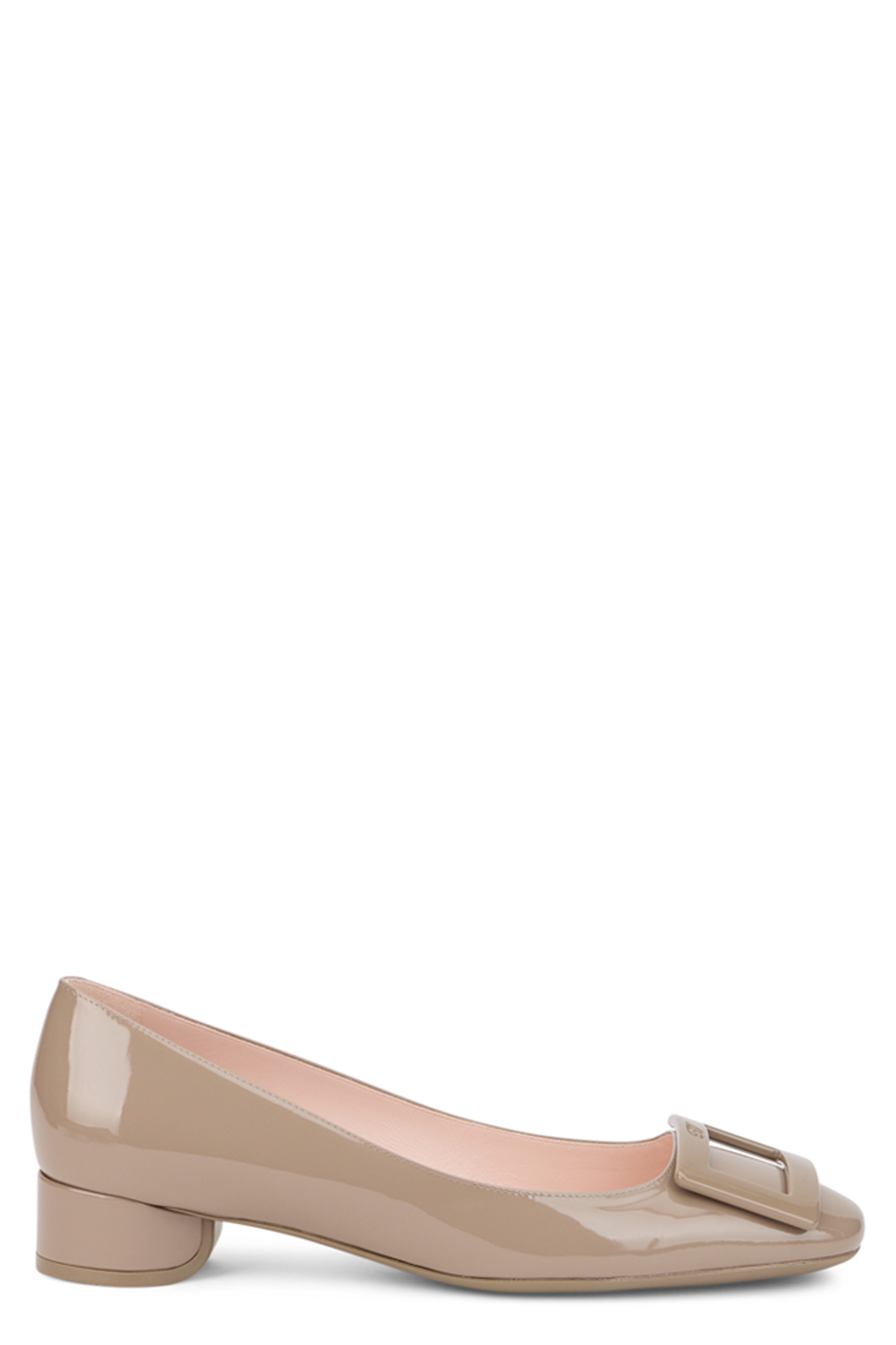 Ballet shoes with a shiny finish