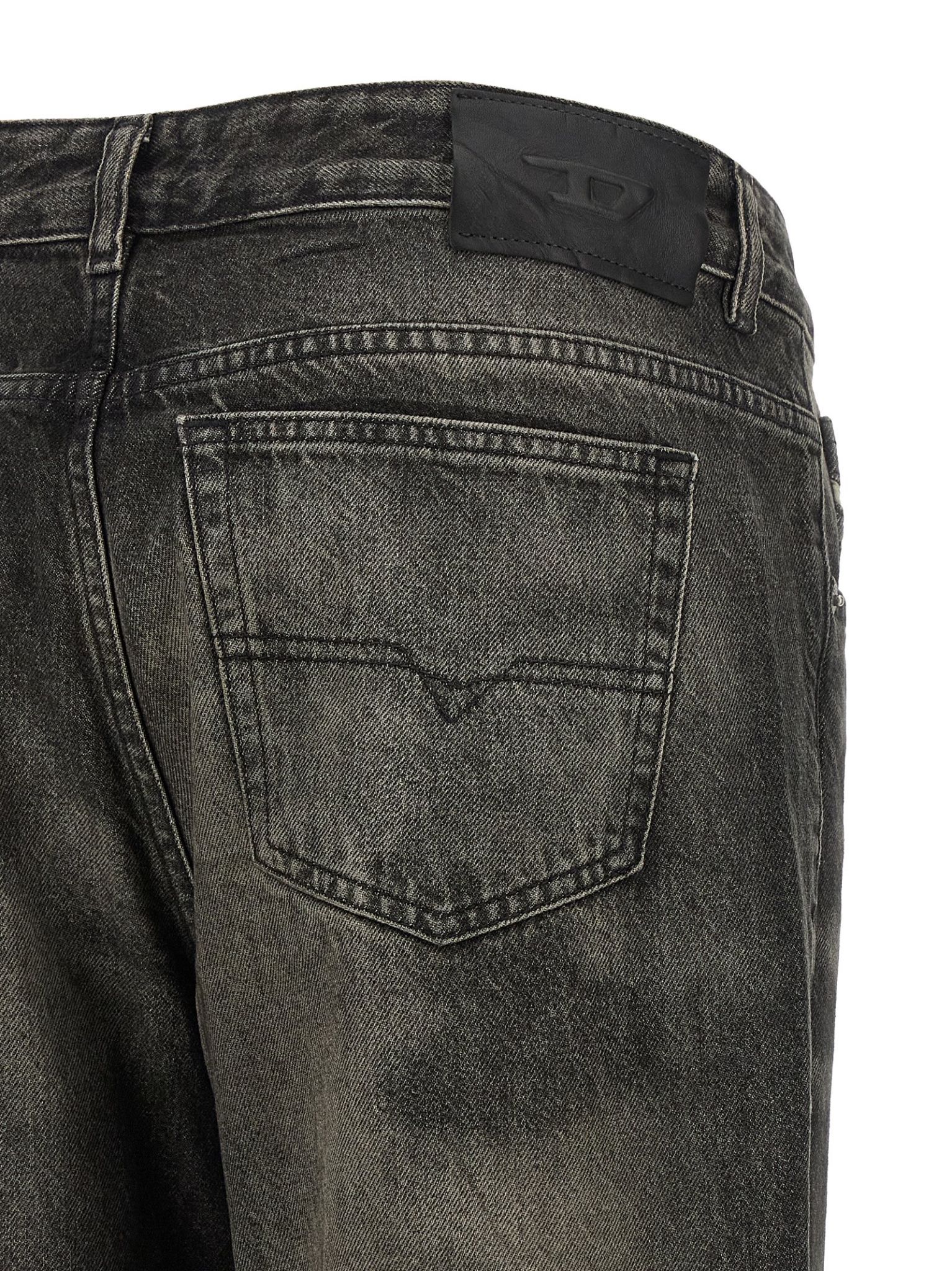[Diesel] Jeans FW26 A2609409R3302