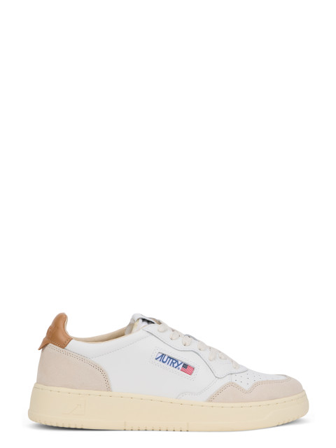 Sneakers with details