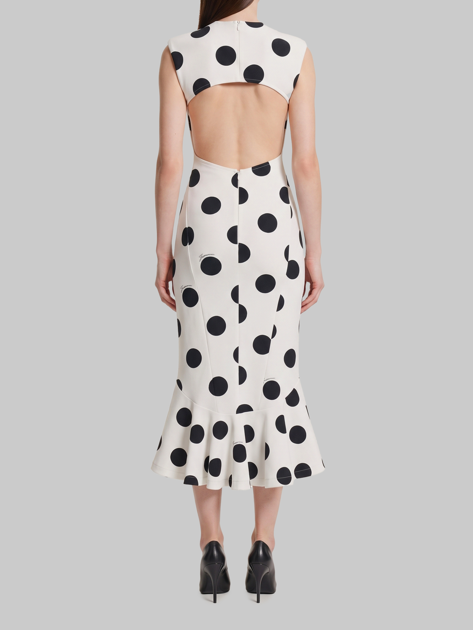 [JACQUEMUS] Short sleeve dress FW26 DRW00934_AW00476_9BT