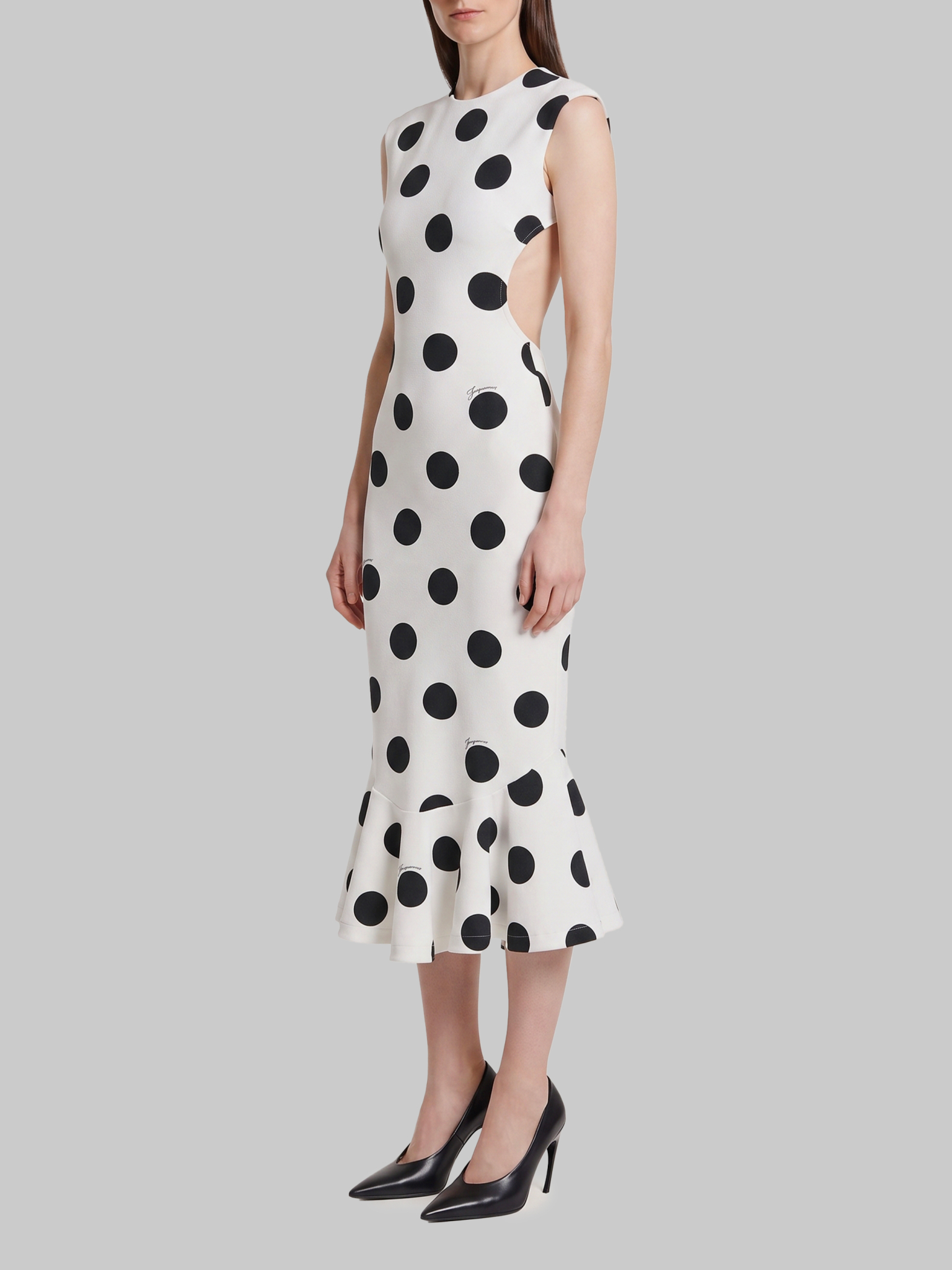[JACQUEMUS] Short sleeve dress FW26 DRW00934_AW00476_9BT