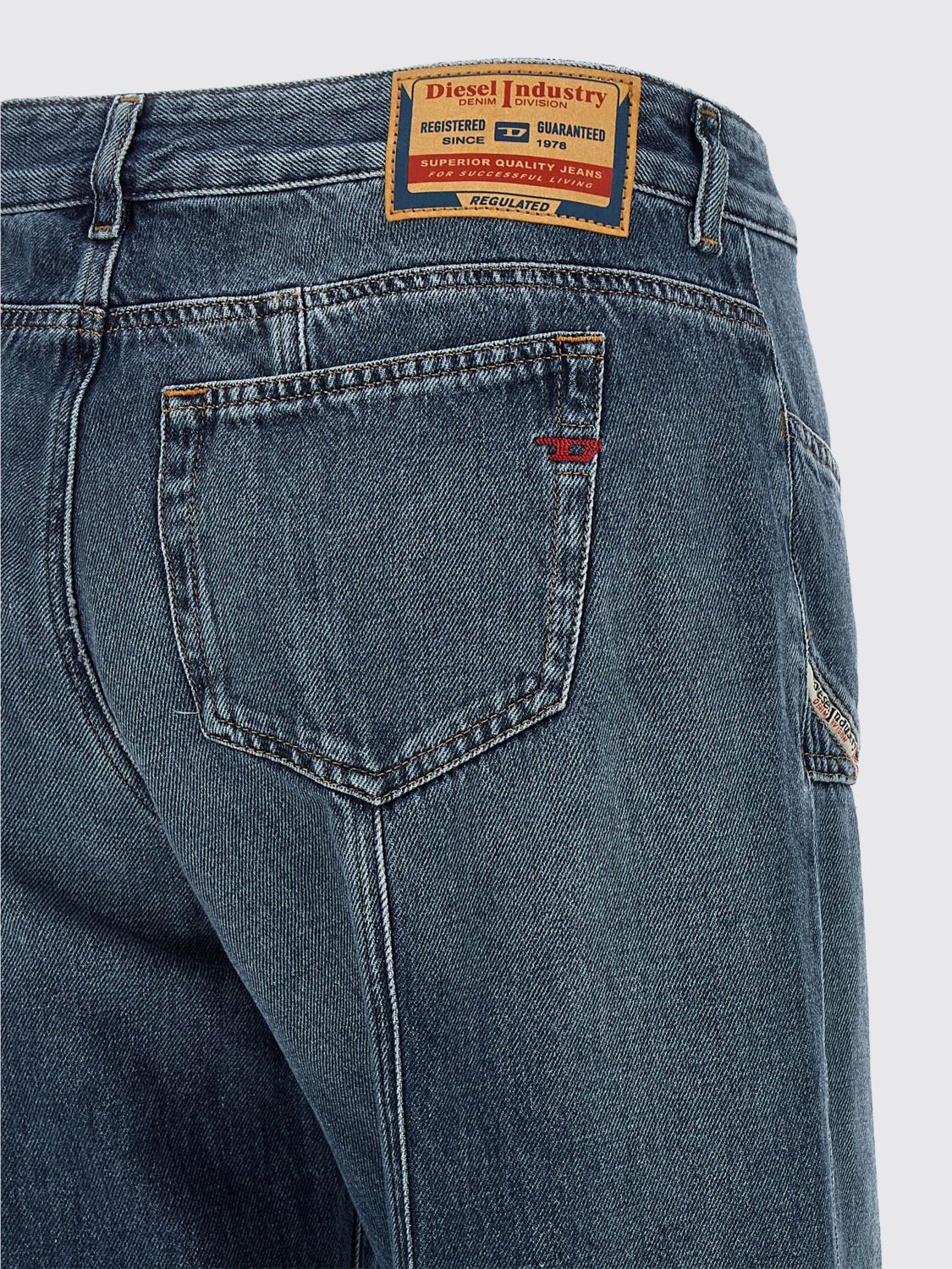 [Diesel] Jeans SS26 A1280809M56 01