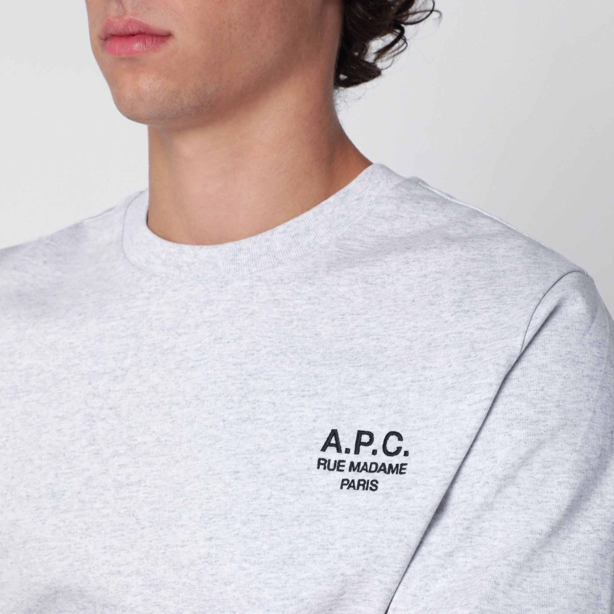 [A.P.C.] T-shirts FW26 COHBU-M26388UCO