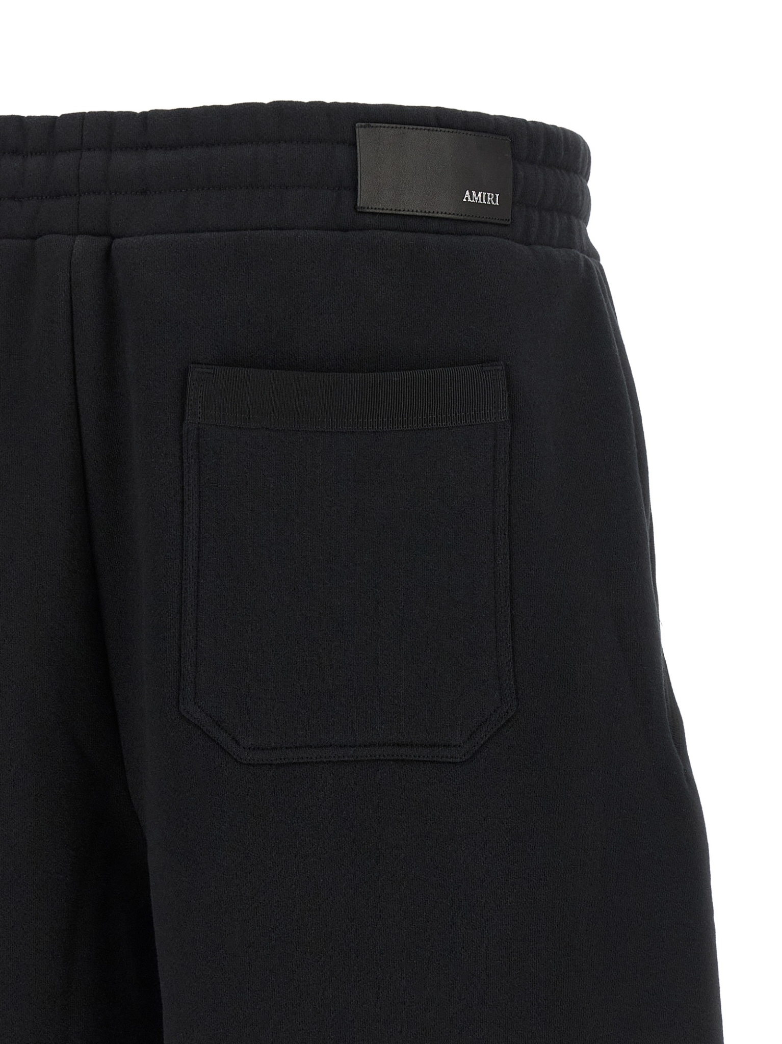 [Amiri] Shorts FW26 AMBMSO1067001