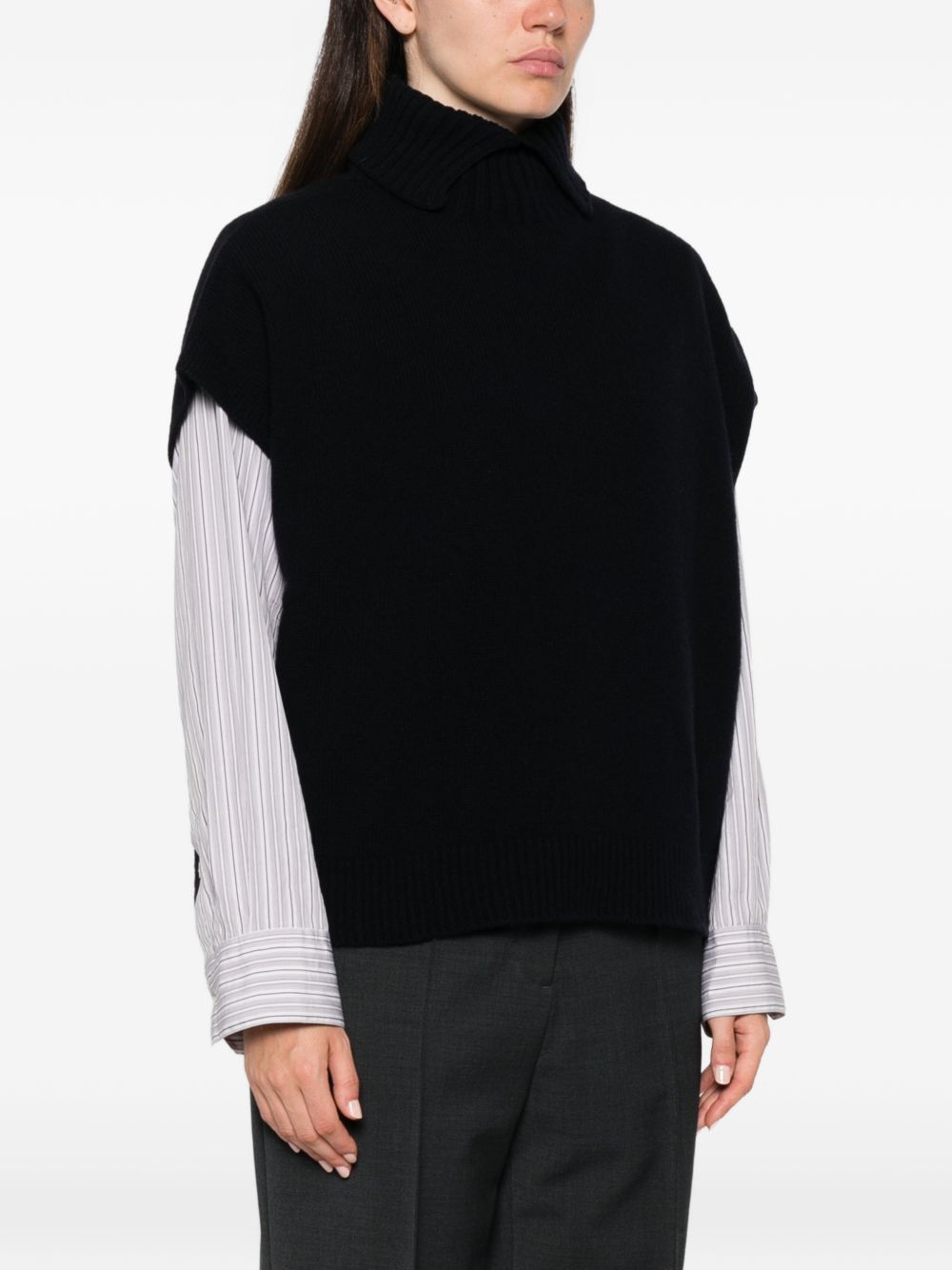 NICHOLSON & NICHOLSON PUFF 5NVY