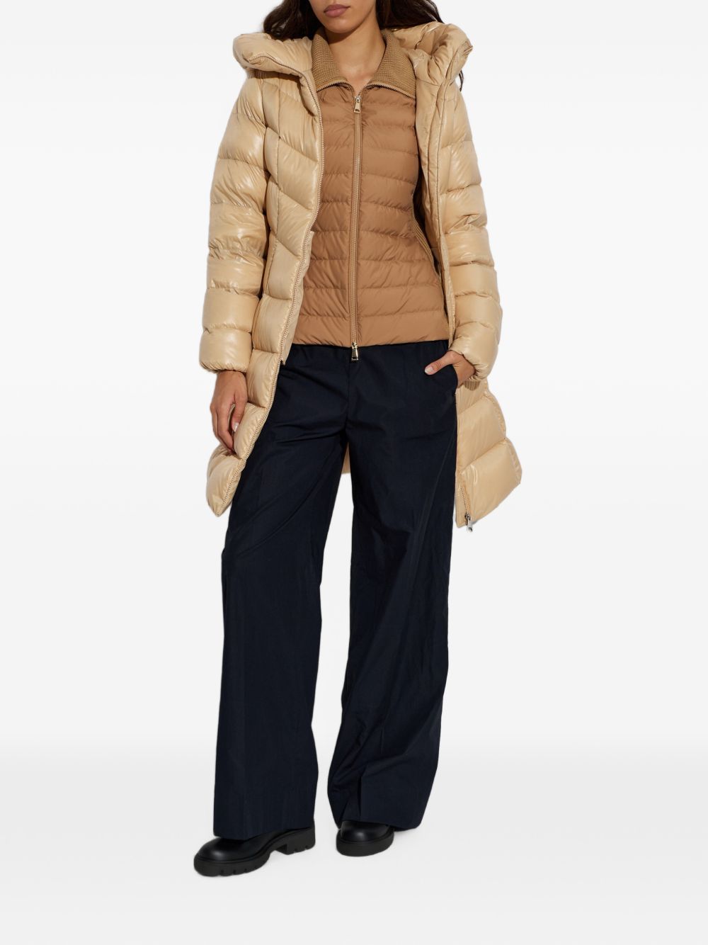MONCLER L20931C00018 597Z8221