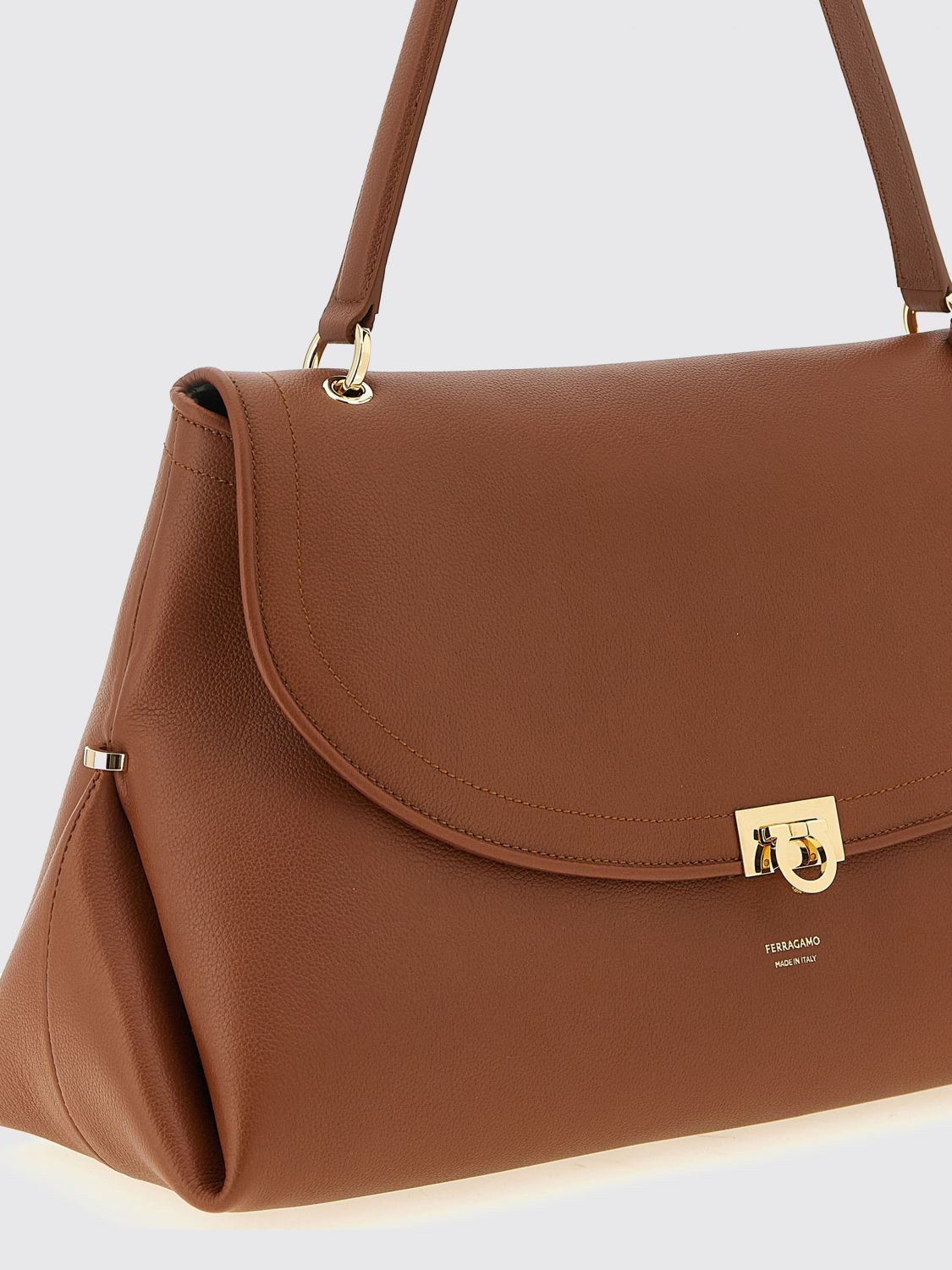 [Ferragamo] Shoulder bag FW26 796251